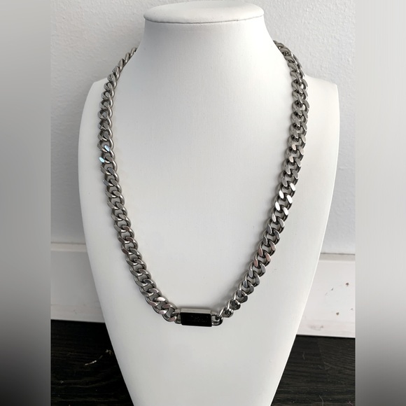 D&G/Dolce&Gabbana Silver Logo Plaque Necklace, Never worn - Picture 3 of 12